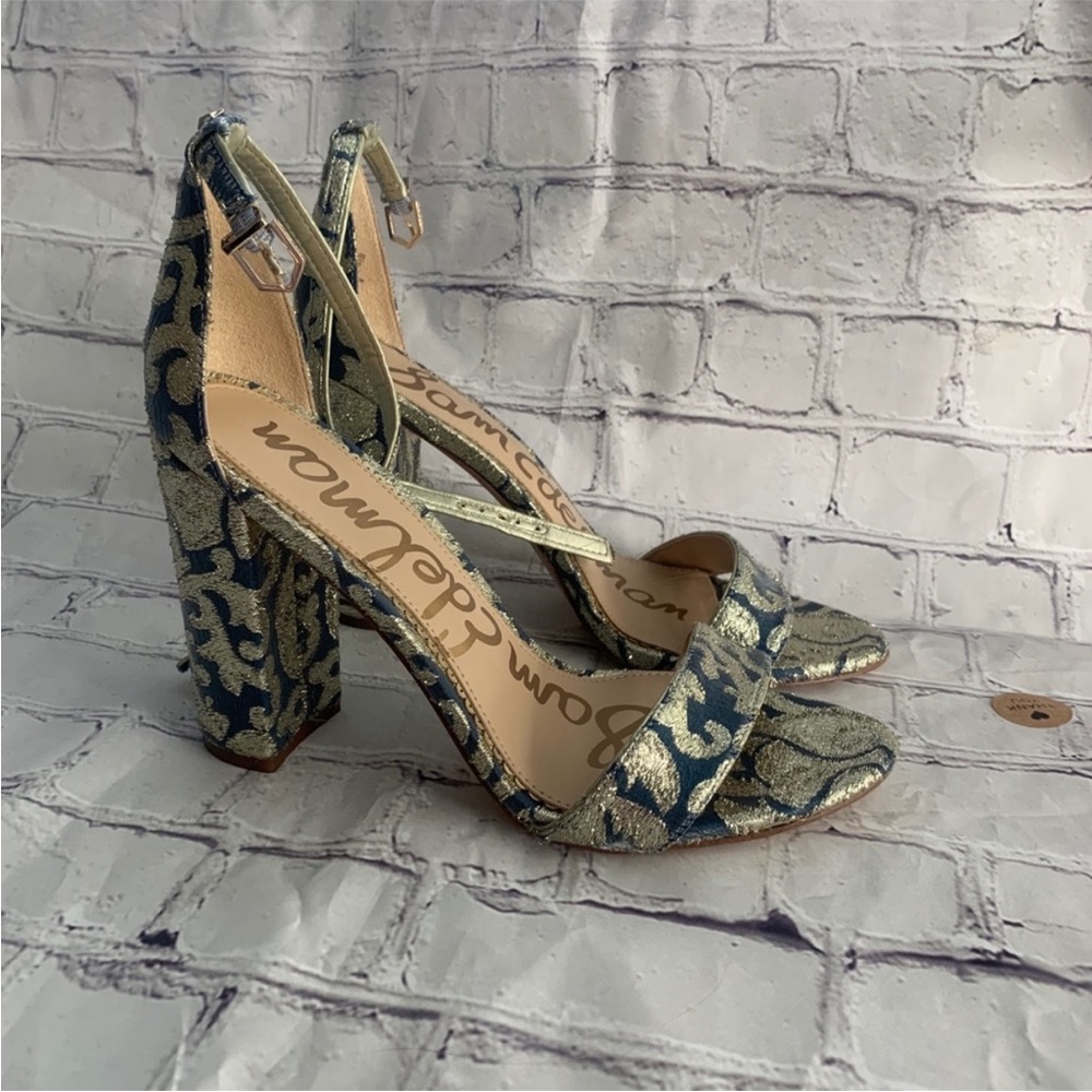 Elegant Blue and Gold Women's Heels